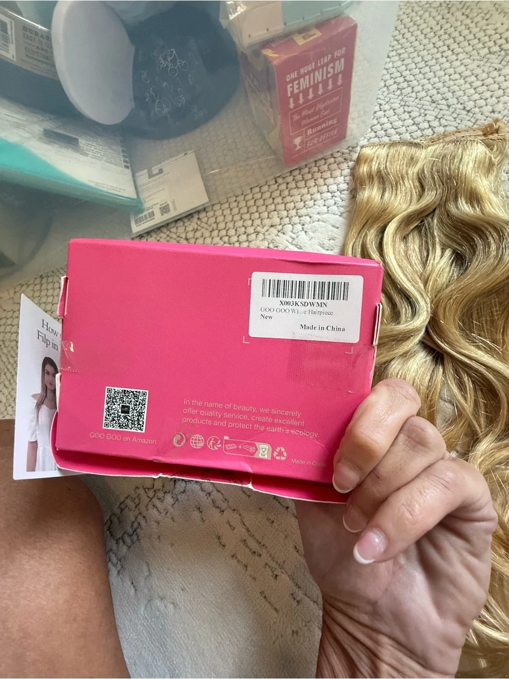 Natural Honey Blonde Clip-In Hair Extensions – Soft Wavy Strands